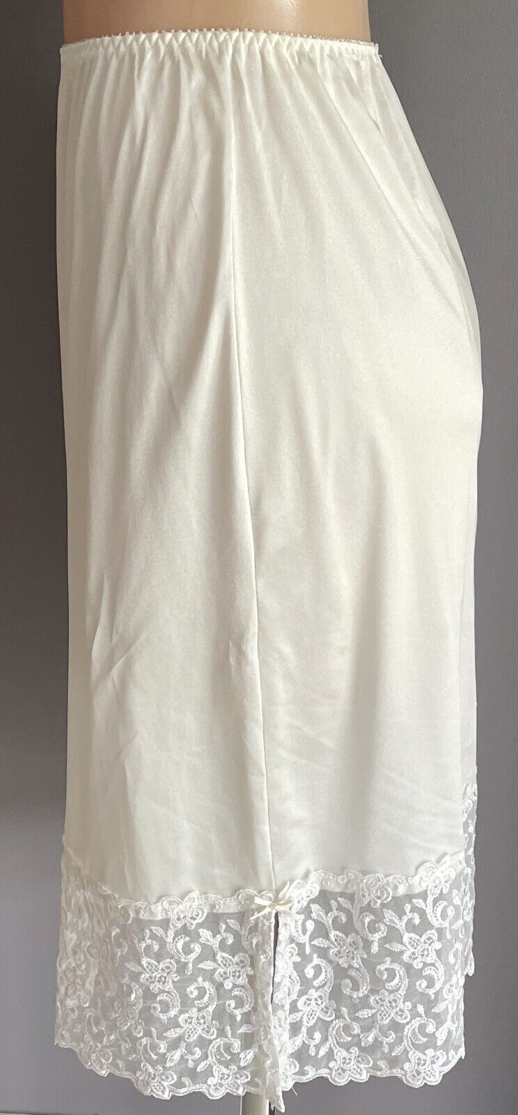 BERLEI Half Slip Off White 1/2 Petticoat Elastic Waist Lace Hem Side Slit Sz  12