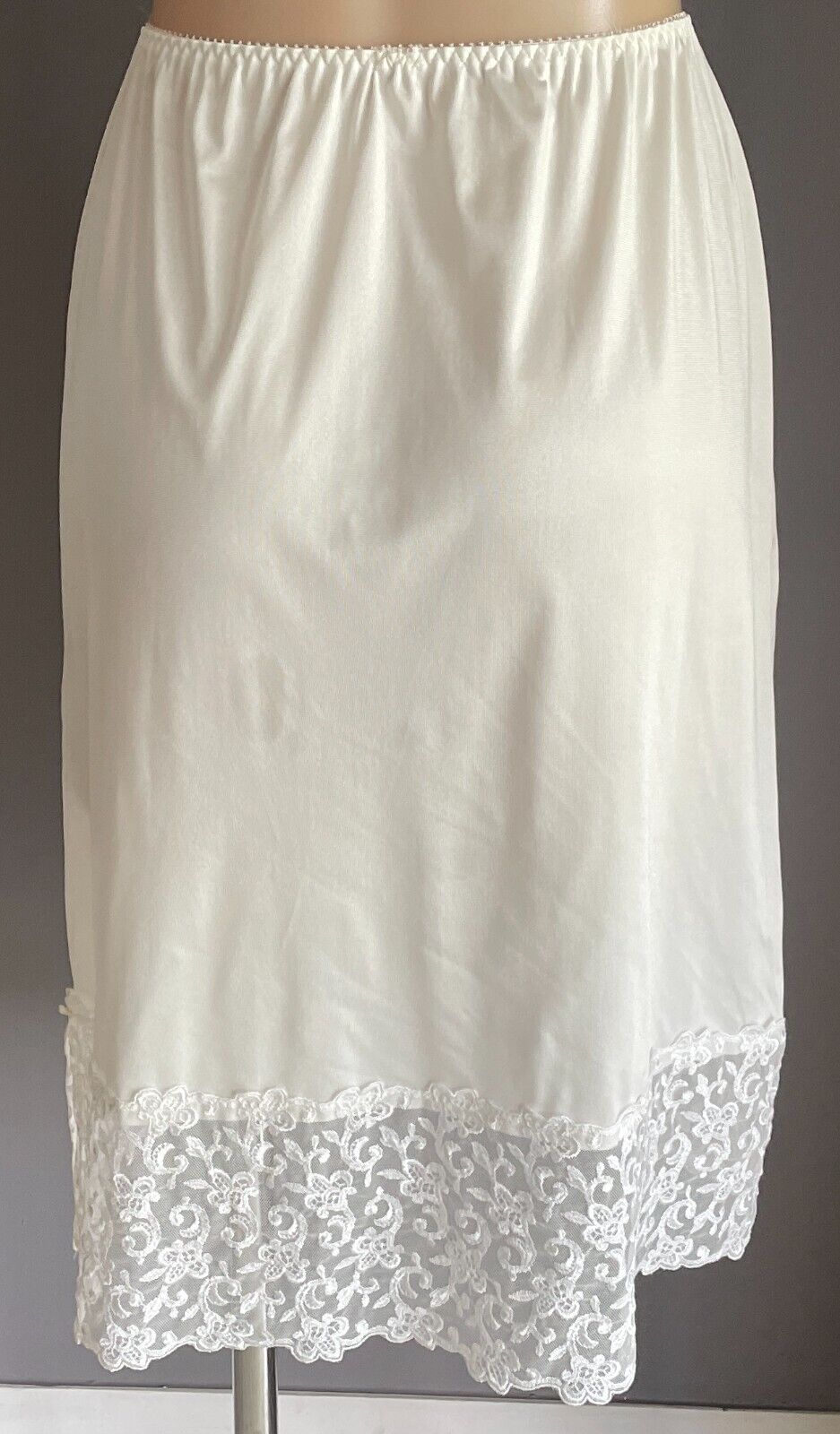 BERLEI Half Slip Off White 1/2 Petticoat Elastic Waist Lace Hem Side Slit Sz  12