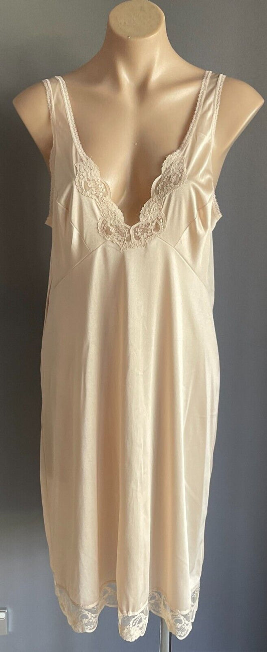 KAYSER Petticoat Nylon Full Slip Beige Lace Trim Anti Stat Ladies Sze 16 Vintage