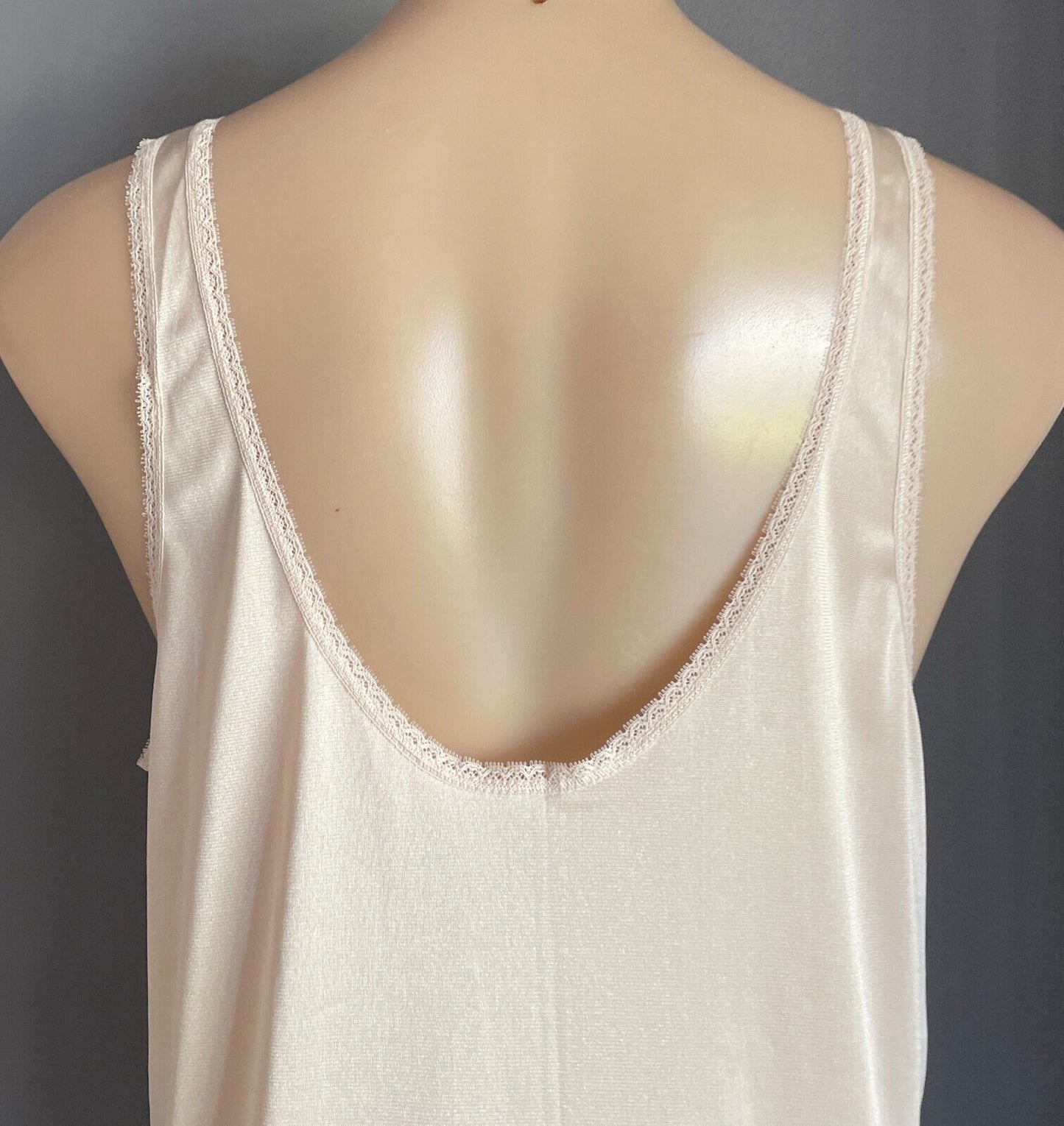 KAYSER Petticoat Nylon Full Slip Beige Lace Trim Anti Stat Ladies Sze 16 Vintage