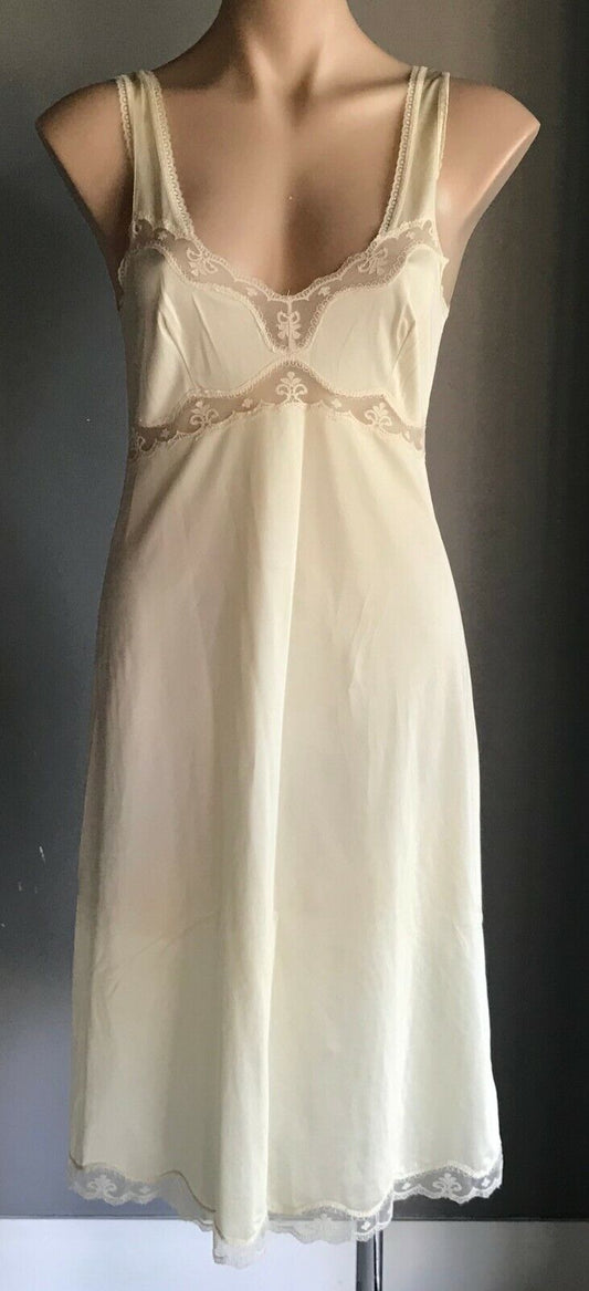 KAYSER Vintage Nylon Petticoat Full Slip Cream Lace Trim Size 12