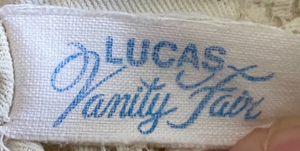 LUCAS VANITY FAIR Petticoat Cream Nylon Full Slip Size 14 Lace Trim Vintage