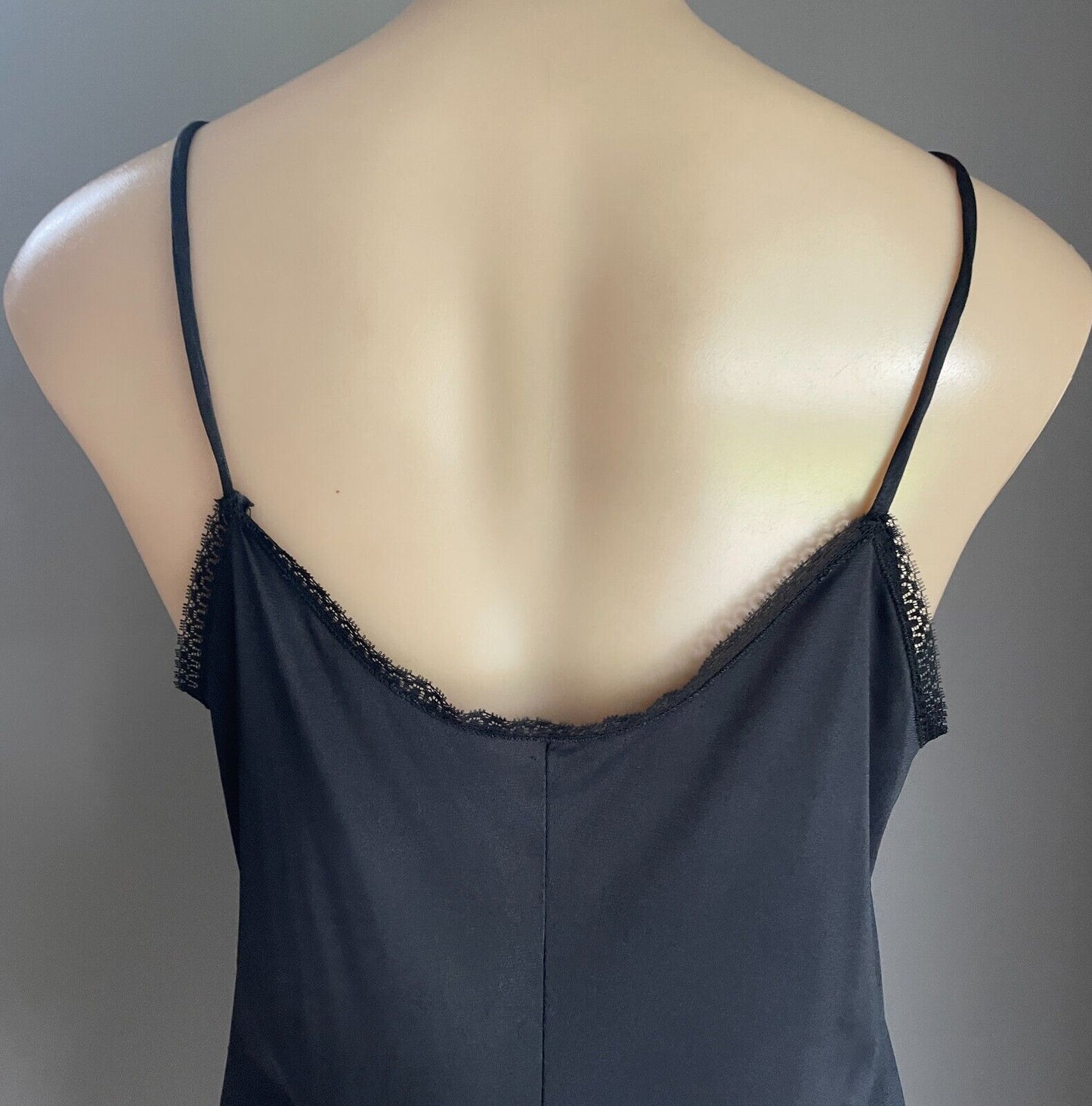 VALISERE Petticoat Black Nylon Lace Trim Full Slip Lingerie Size 44 AU 12