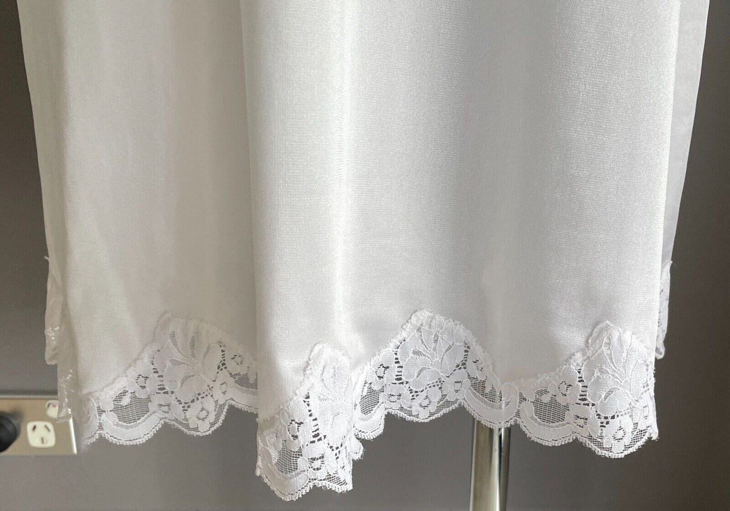 KAYSER Petticoat Nylon Full Slip WHITE Lace Trim Anti Stat Ladies Sze 16  Vintag