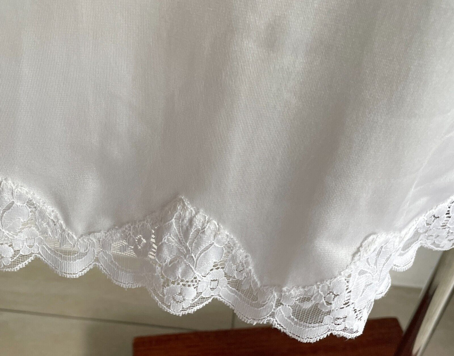 KAYSER Petticoat Nylon Full Slip WHITE Lace Trim Anti Stat Ladies Sze 16  Vintag