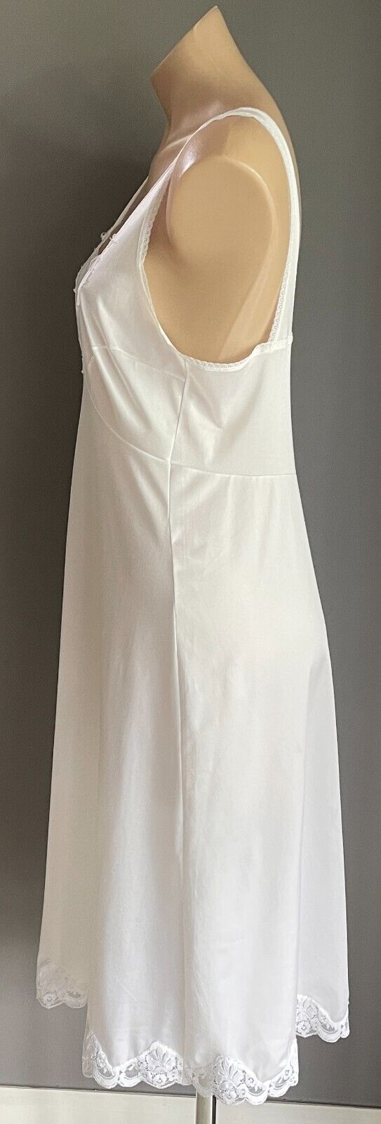 KAYSER Petticoat Nylon Full Slip WHITE Lace Trim Anti Stat Ladies Sze 16  Vintag