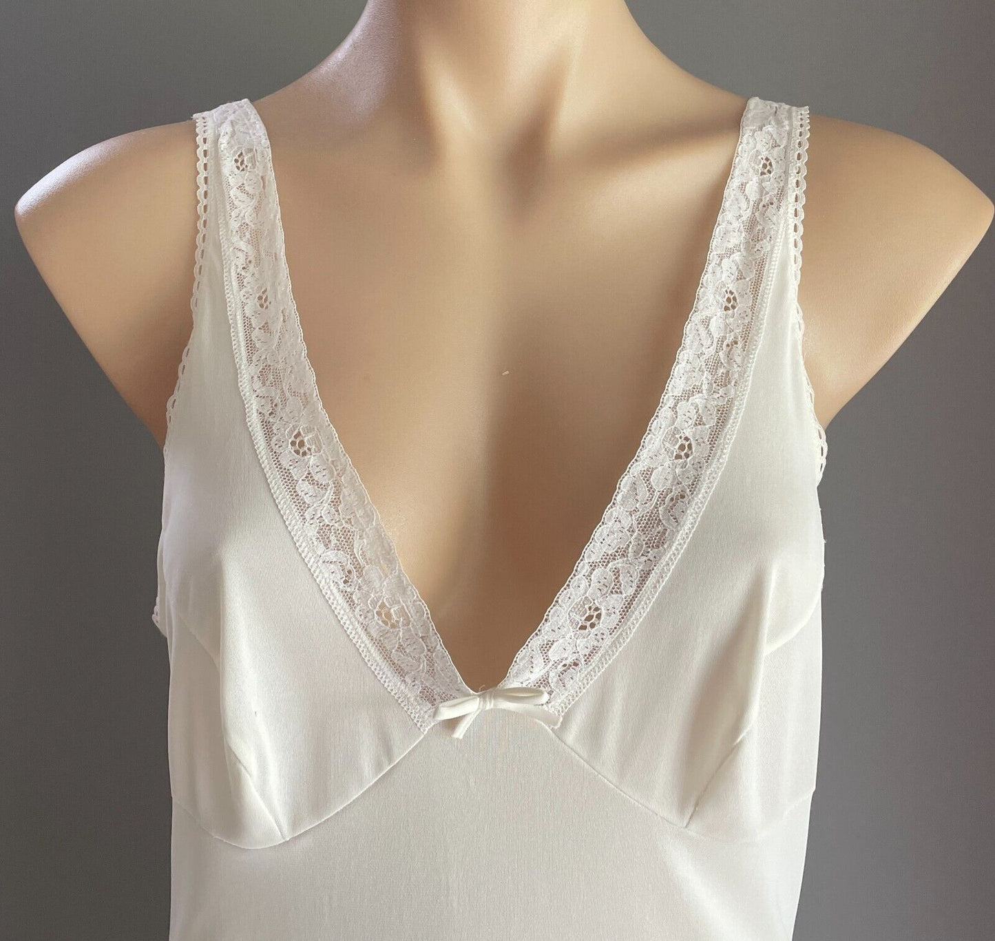 Vintage Nylon Petticoat White Full Slip Lace Trim Ladies Size 12