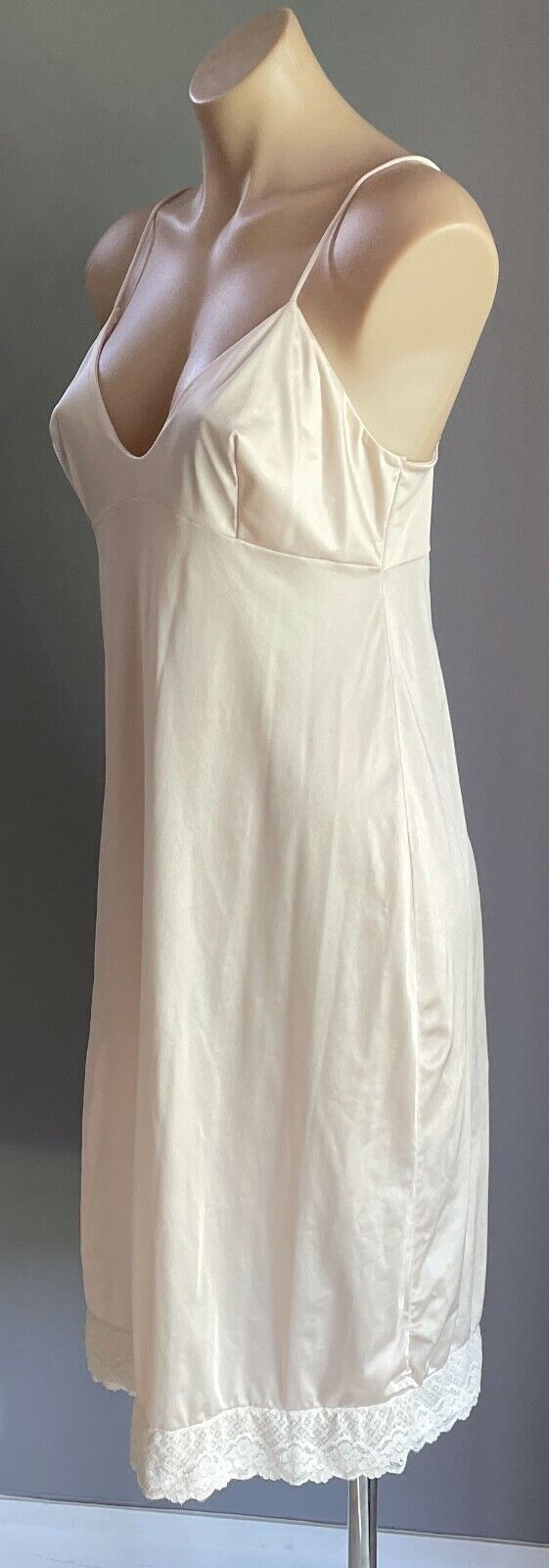 BERLEI Petticoat Cream Off White Full Slip Nylon Ladies Size 16 Lingerie Vintage