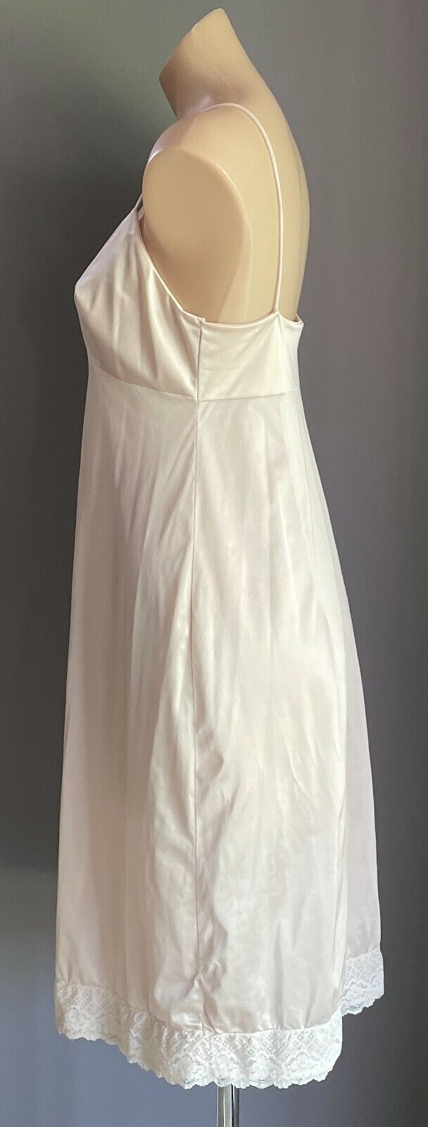 BERLEI Petticoat Cream Off White Full Slip Nylon Ladies Size 16 Lingerie Vintage