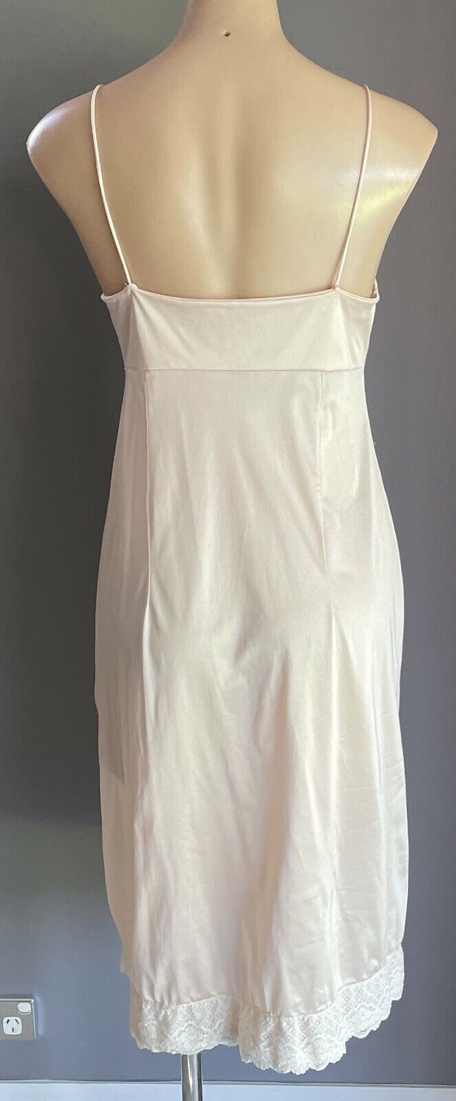 BERLEI Petticoat Cream Off White Full Slip Nylon Ladies Size 16 Lingerie Vintage