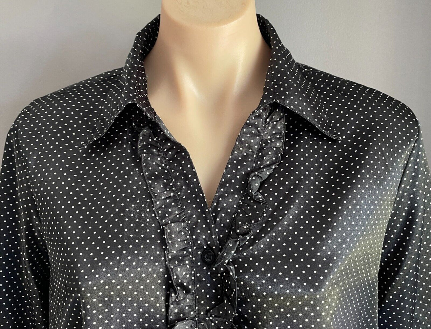 COLE LADIES Black/White Polka Dot Ruffle Trim Short Sleeve Shirt/Blouse Size XXL
