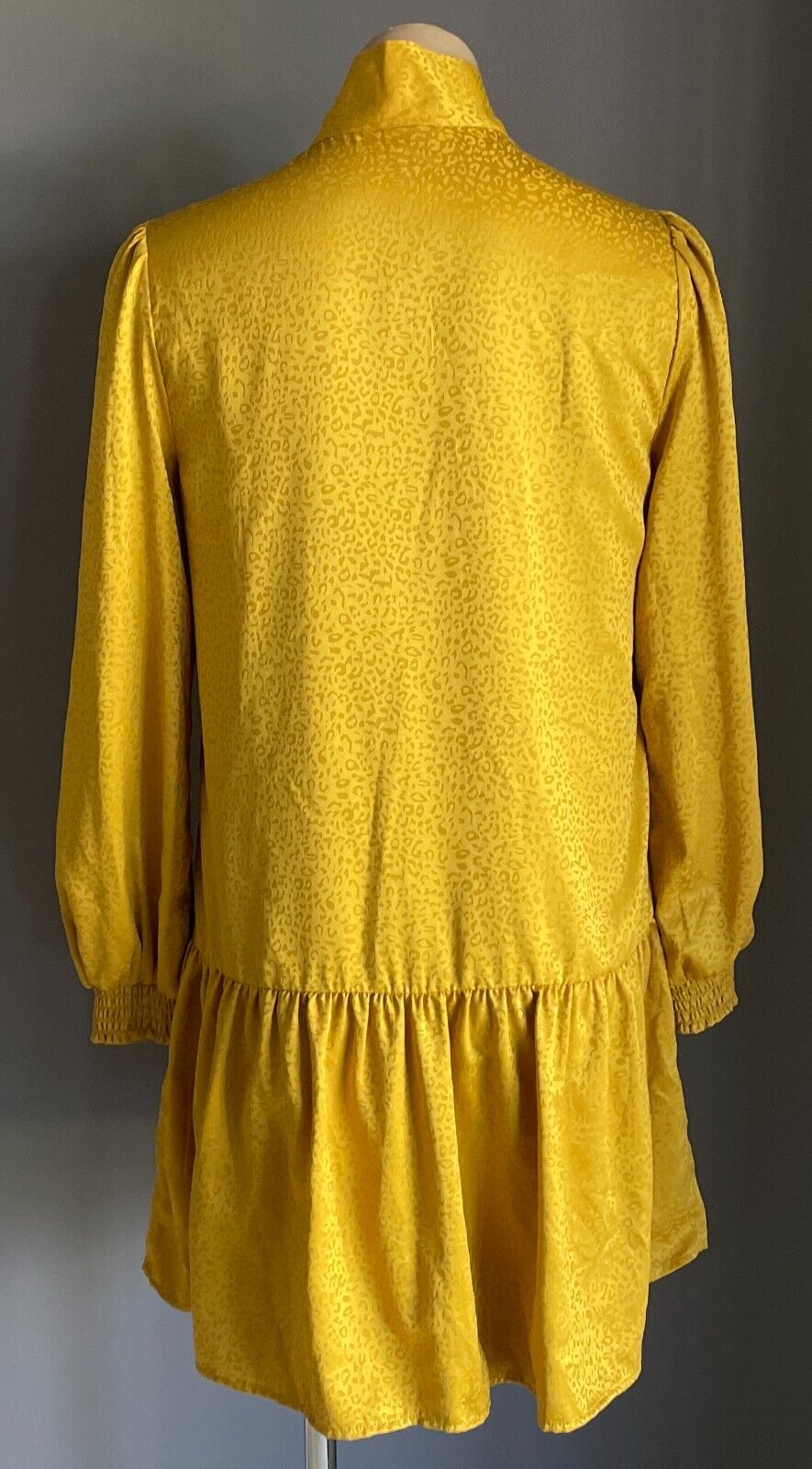 KAREN WALKER HI THERE Drop Waist Dress Mustard Cheetah Jacquard Neck Tie Sz 8 11