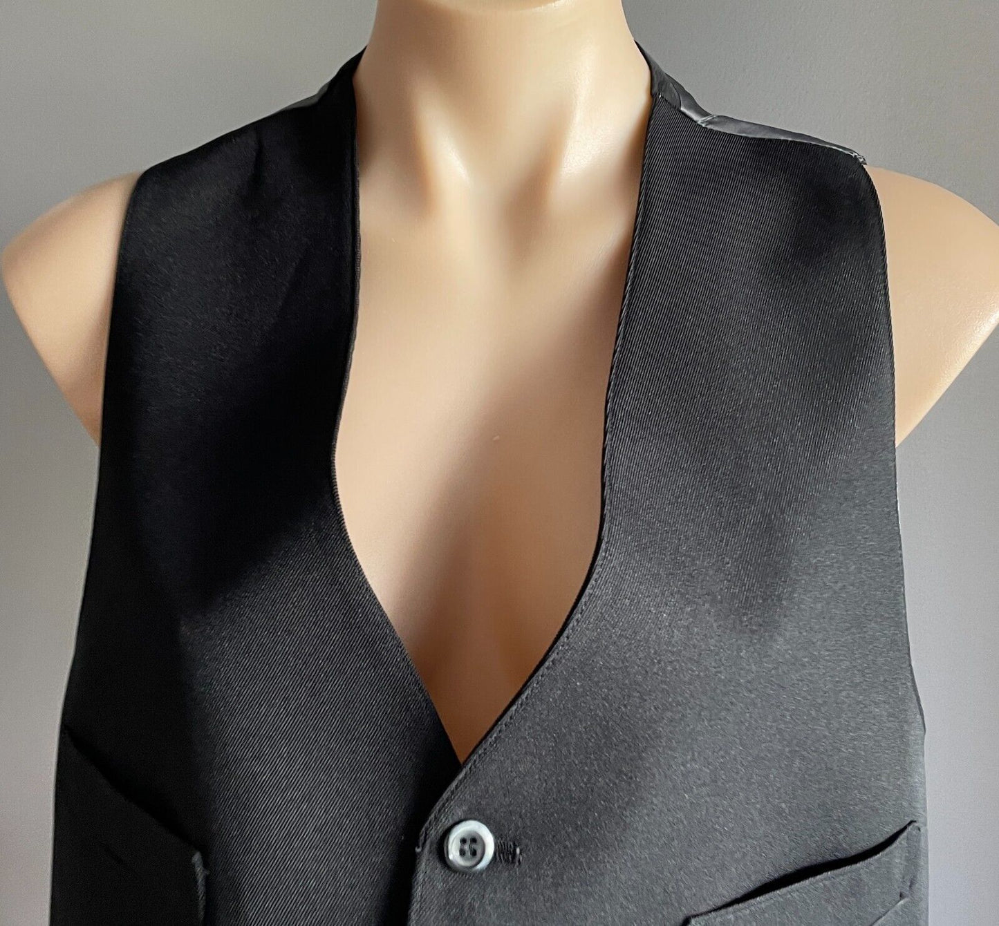 SOLOE Waistcoat BLACK VEST Sleeveless Button Front To Fit Chest 106cm Vtg