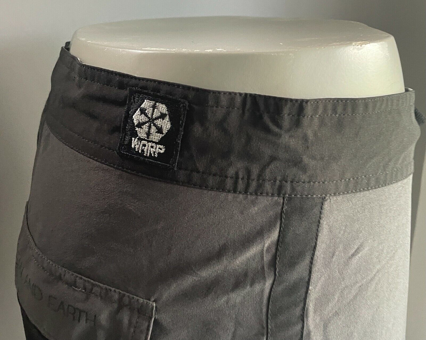 Mens BoardShorts OCEAN & EARTH WARP Grey Black Trim "Free Flex" Long Size 38 NEW