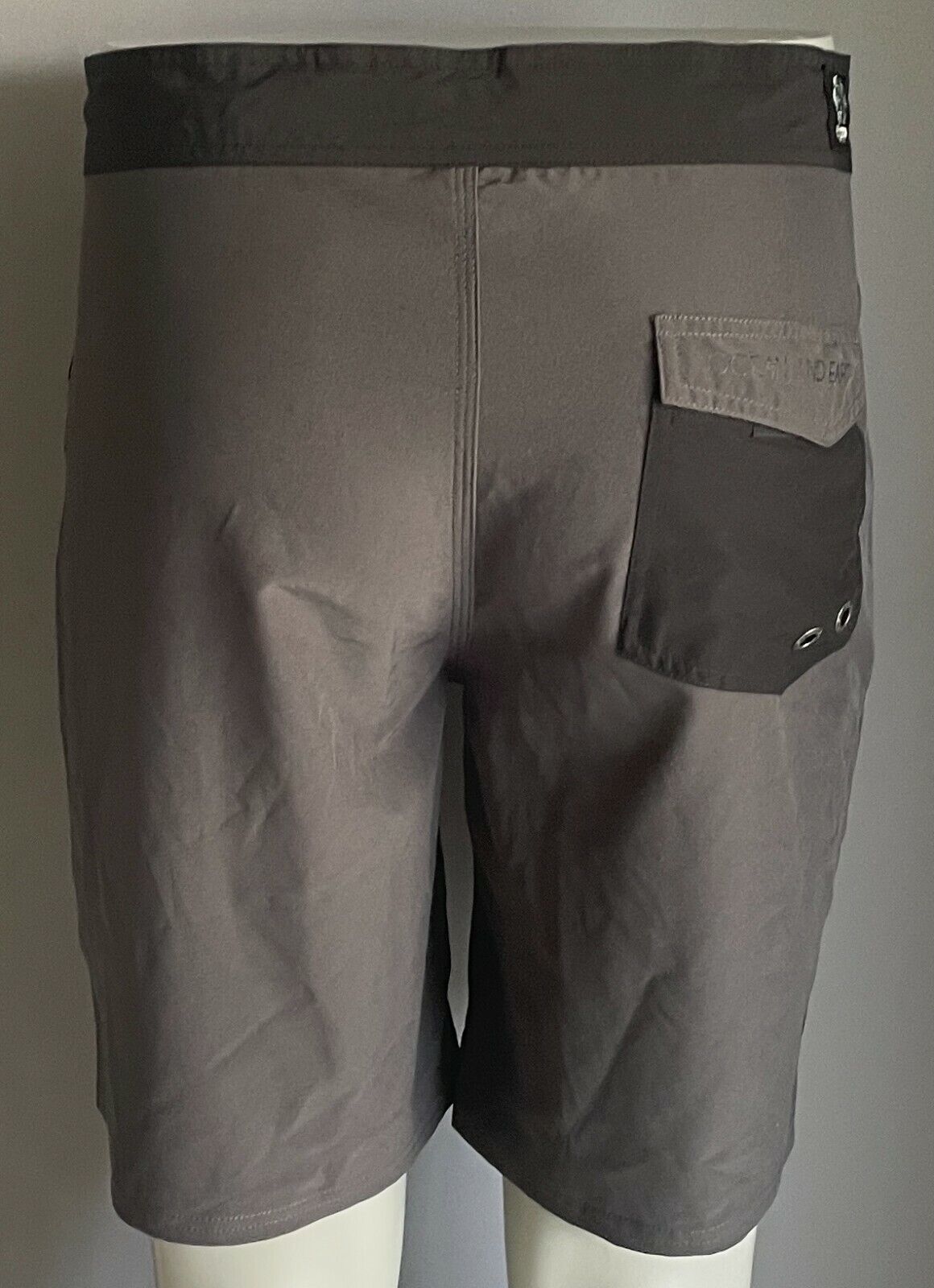 Mens BoardShorts OCEAN & EARTH WARP Grey Black Trim "Free Flex" Long Size 38 NEW