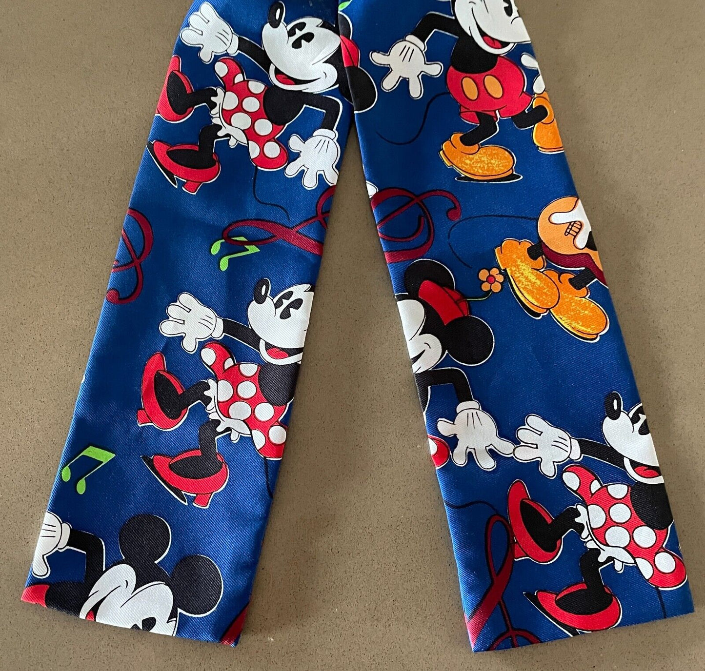 JOHN & LOIS Cravat Mickey Mouse Minnie Puff NeckTie Button Trim Pre-tied Adjust