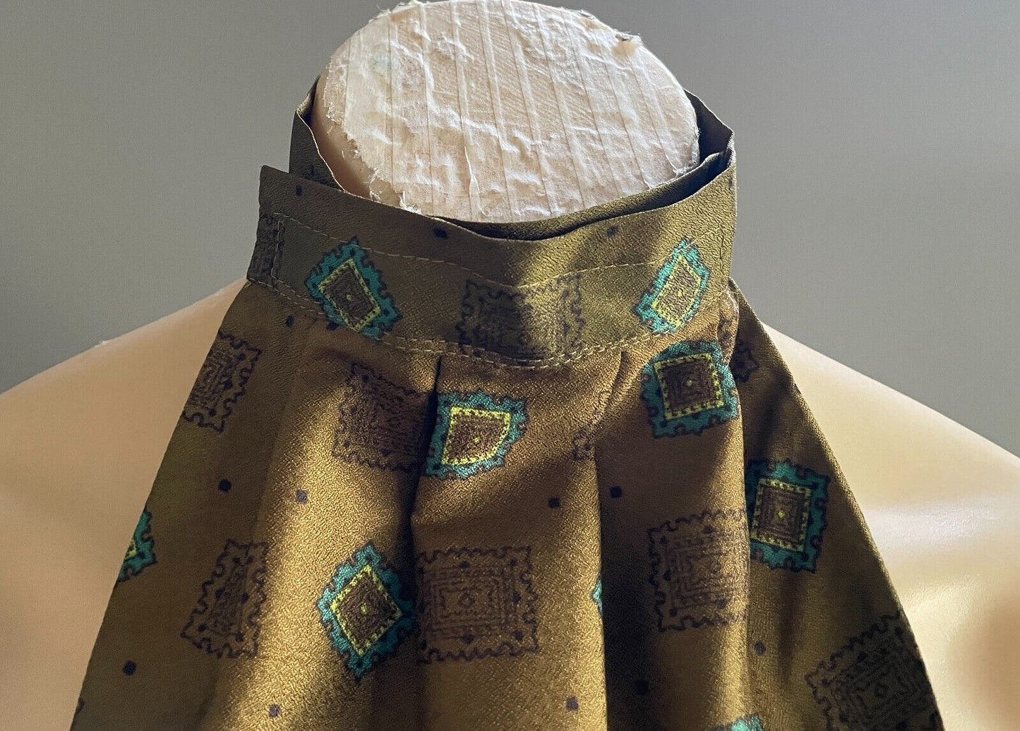 Mens Vintage NeckTie TOOTAL CRAVAT Khaki Neon Blue Tile Print Pre-Tied Ascot Tie