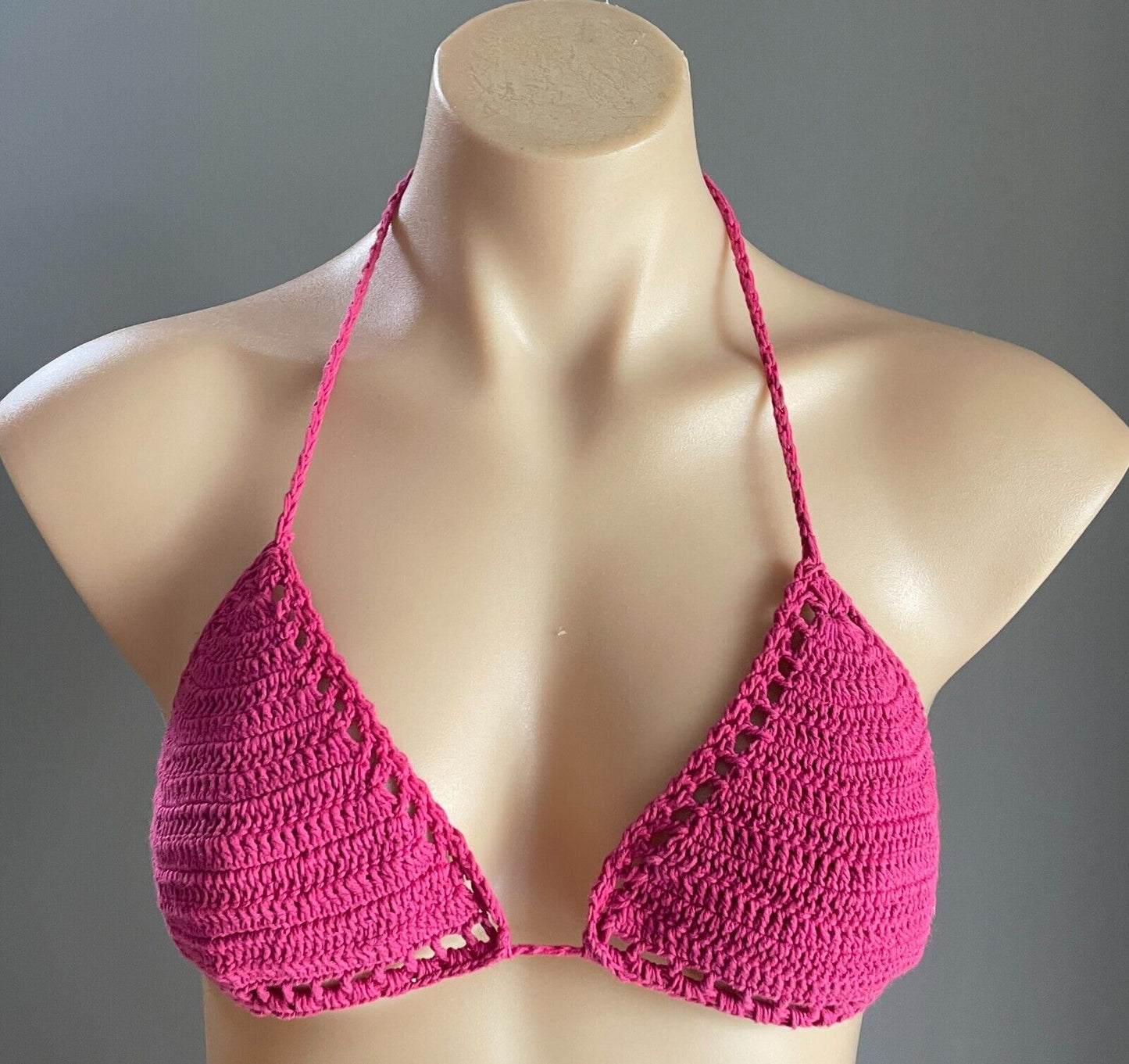 Vtg 70s Bikini Top Triangle Bra ONLY Crochet Pink Halter Neck Size 10 12 Knit
