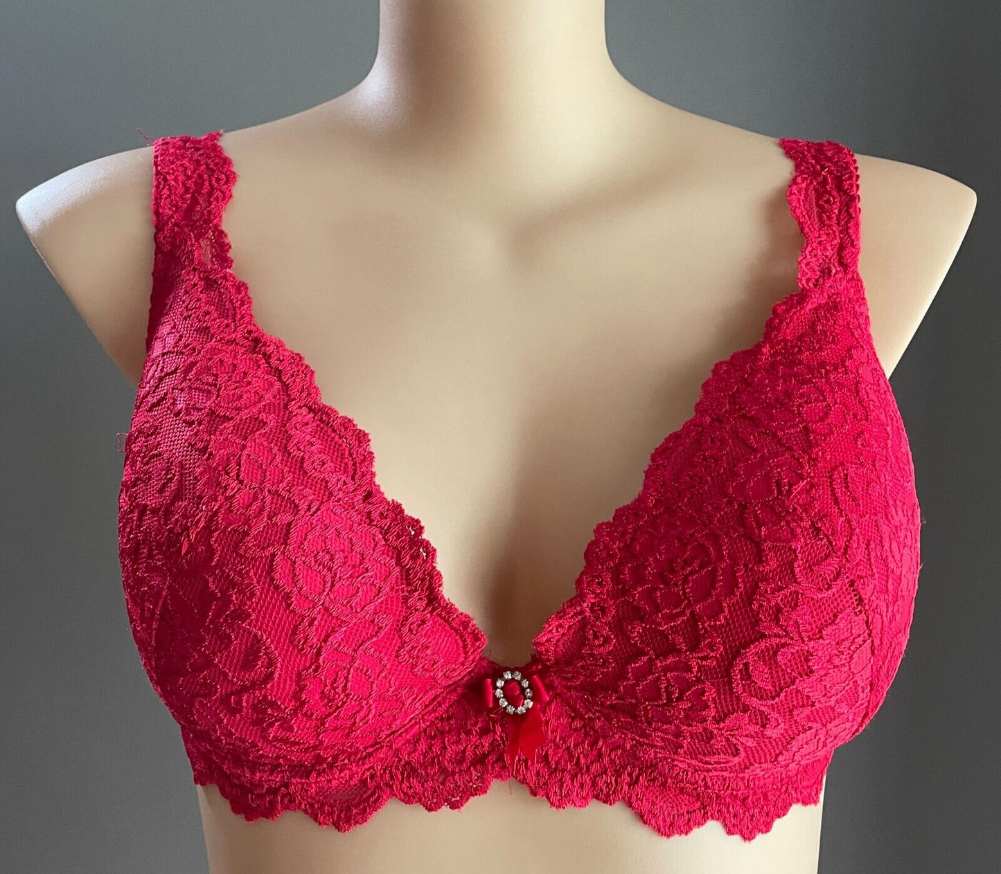 SECRET LOVE Bra 18D Red Lace Padded Underwire Adjustable Straps Size 18 D
