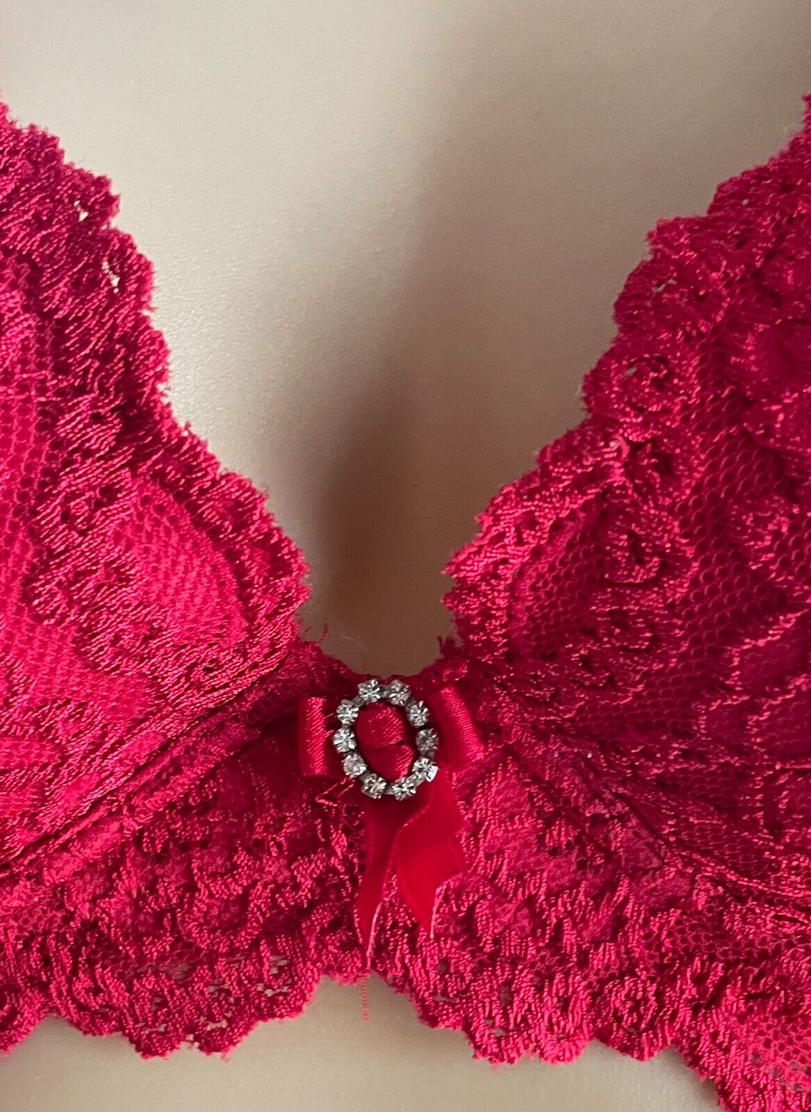 SECRET LOVE Bra 18D Red Lace Padded Underwire Adjustable Straps Size 18 D