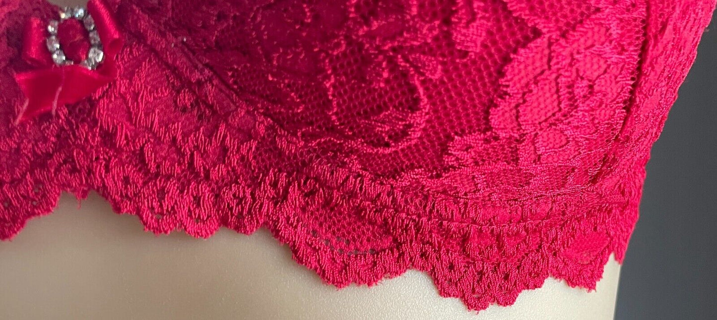SECRET LOVE Bra 18D Red Lace Padded Underwire Adjustable Straps Size 18 D