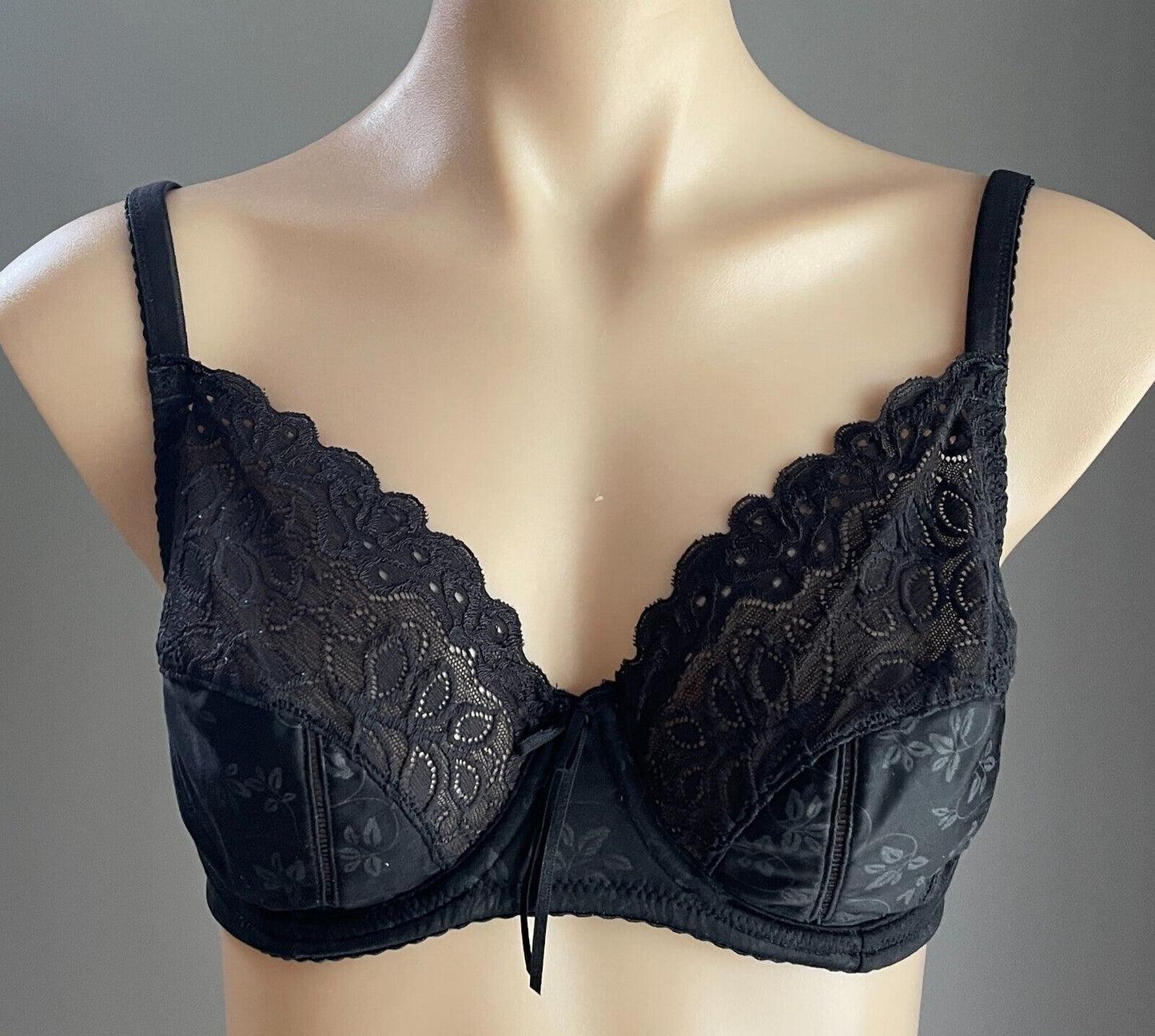 BENDON "Yvette" Bra 12D Black & Grey Floral Print Lace Trim Underwire