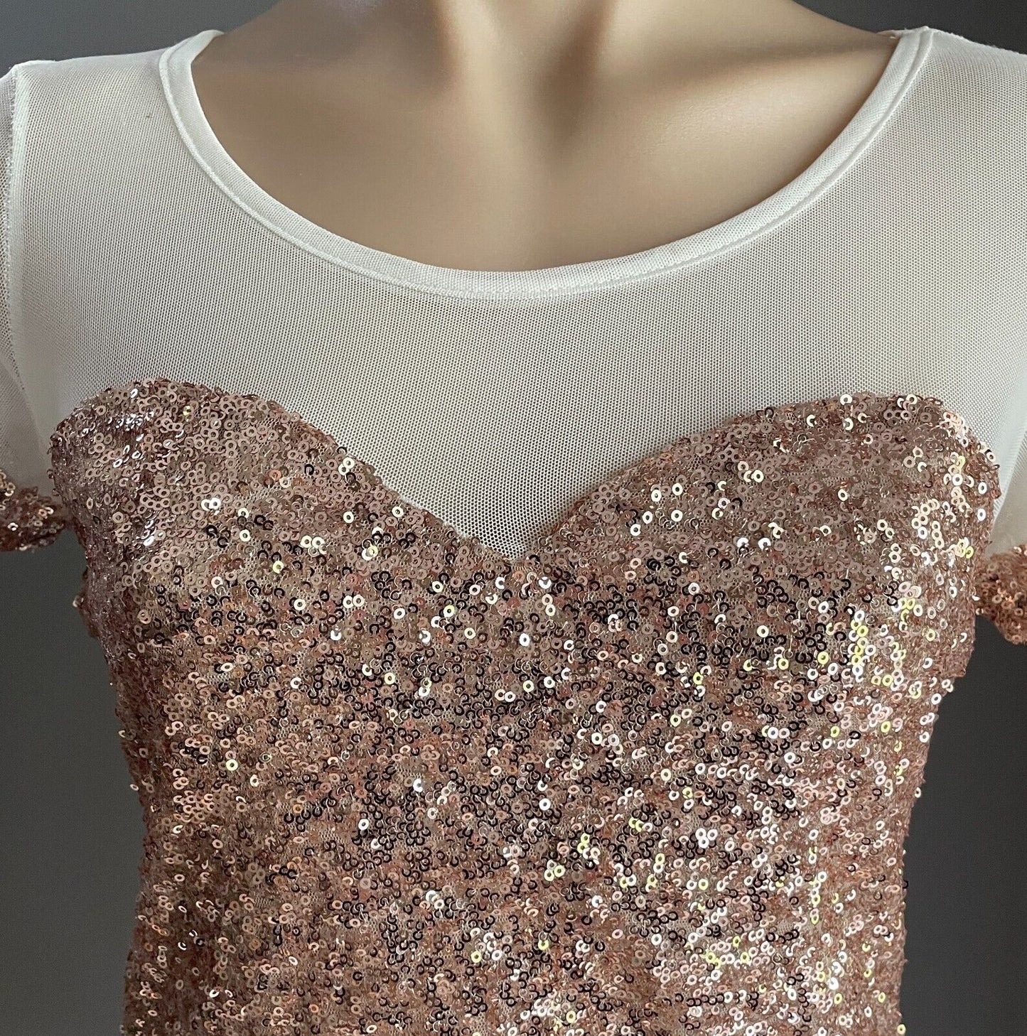 WHITE CLOSET Bodysuit White Mesh Net & Gold Sequin Short Sleeve Size 12  NEW