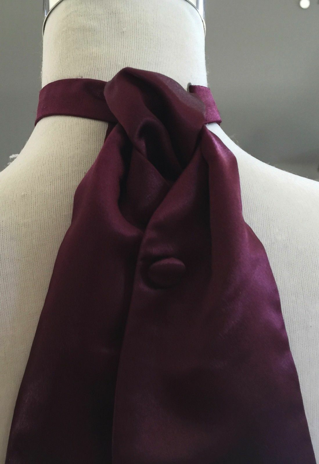BEAU TIES Mens Cravat Pre-tied NeckTie Deep Crimson Taffeta NEW Vintage Tie