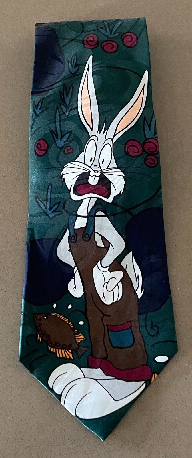 Looney Tunes Tie DAVENPORT ELMER FUDD & BUGS BUNNY Print NeckTie NEW