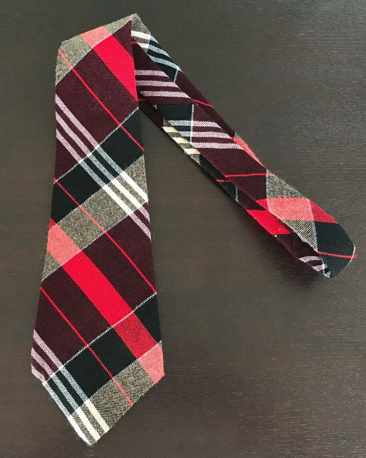 Vintage 1973 Mens Wide PRINCE Tie Red Black Tan Wool Feel Plaid Tartan Tie Italy