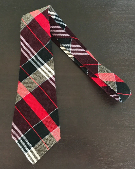 Vintage 1973 Mens Wide PRINCE Tie Red Black Tan Wool Feel Plaid Tartan Tie Italy