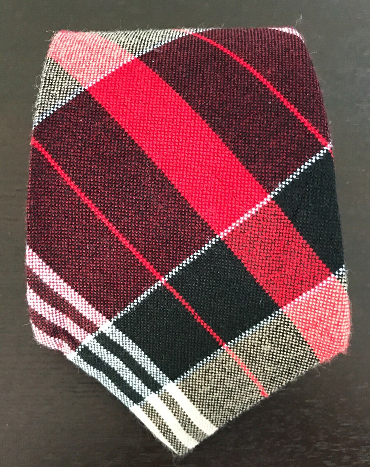 Vintage 1973 Mens Wide PRINCE Tie Red Black Tan Wool Feel Plaid Tartan Tie Italy