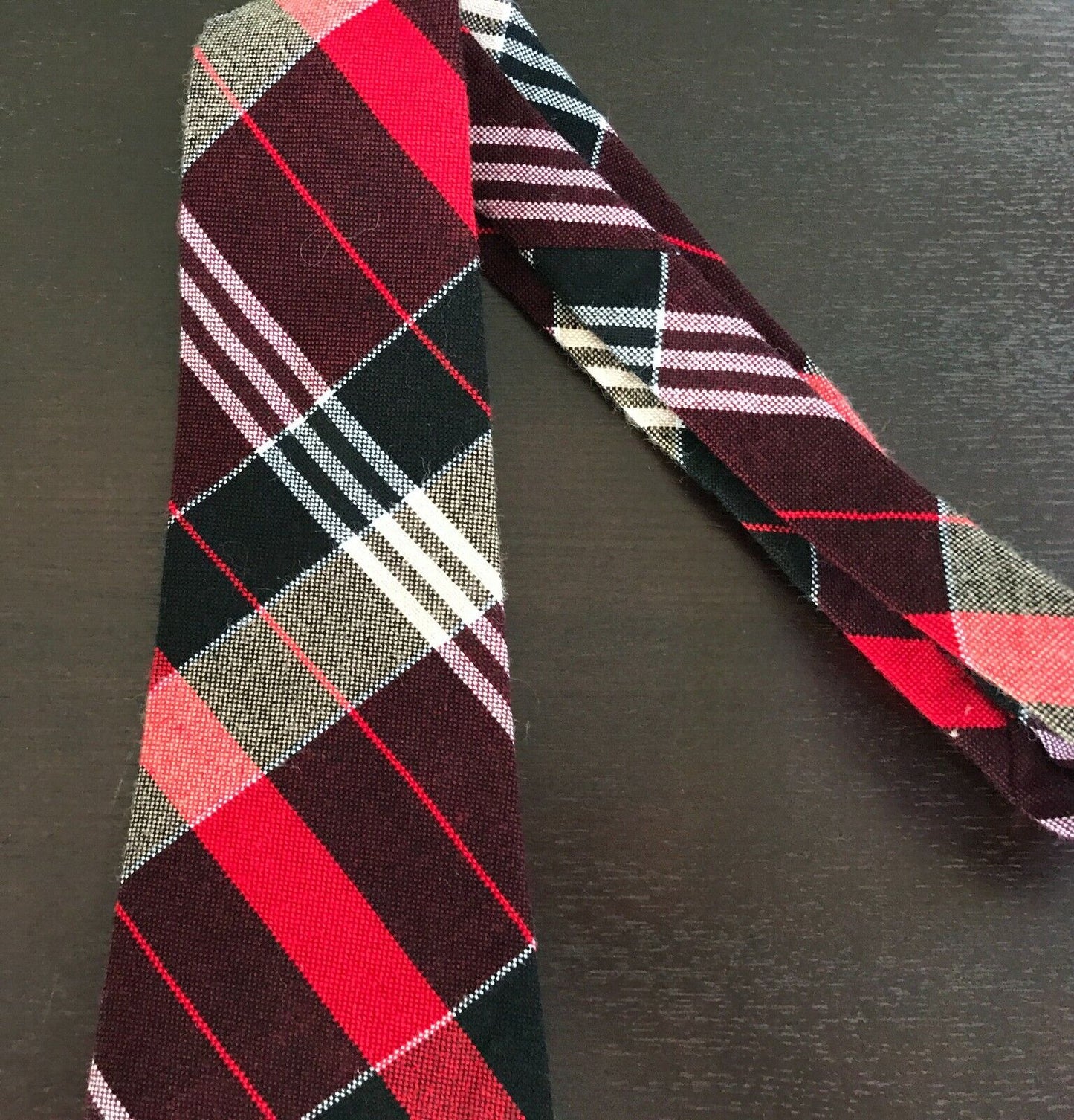 Vintage 1973 Mens Wide PRINCE Tie Red Black Tan Wool Feel Plaid Tartan Tie Italy