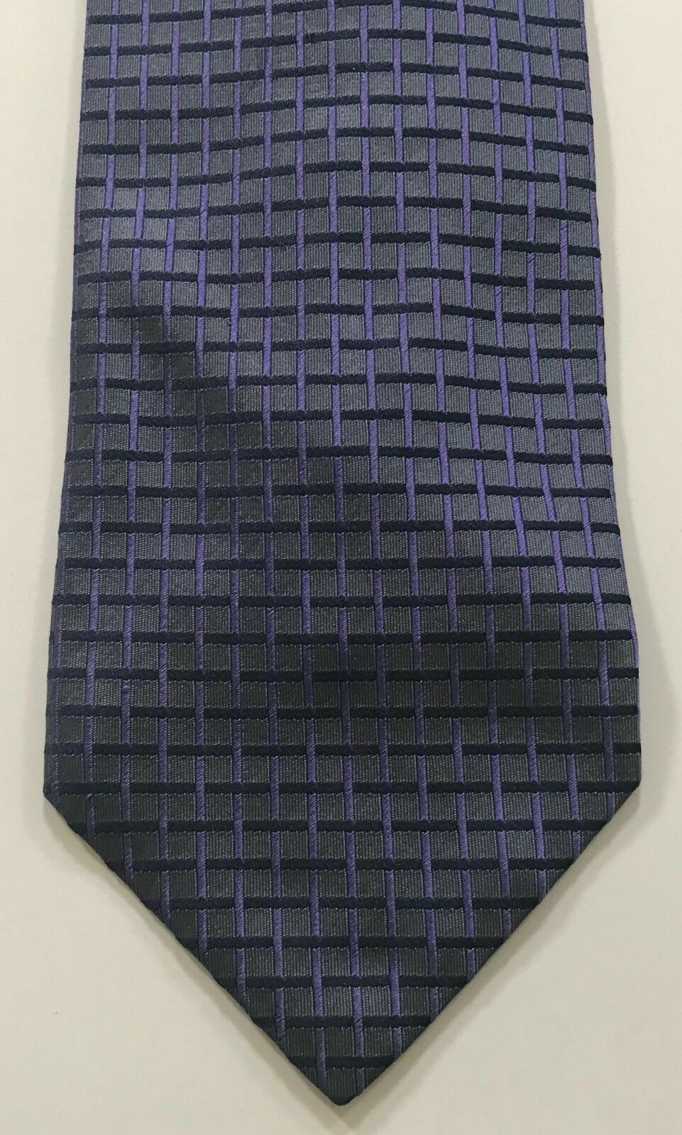 Mens Silk Tie GREGORY CRAVATTE Charcoal Grey Mauve & Black Geo Shiny Jacquard