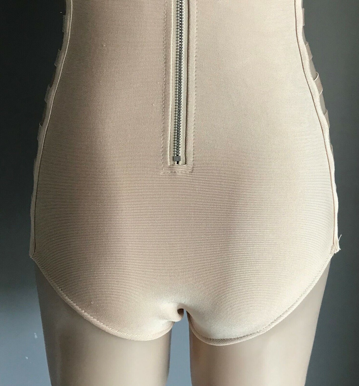 SwimSuit Bodysuit Side Ladder Cut Out ONE PIECE Blush Beige Underwire Size L 12