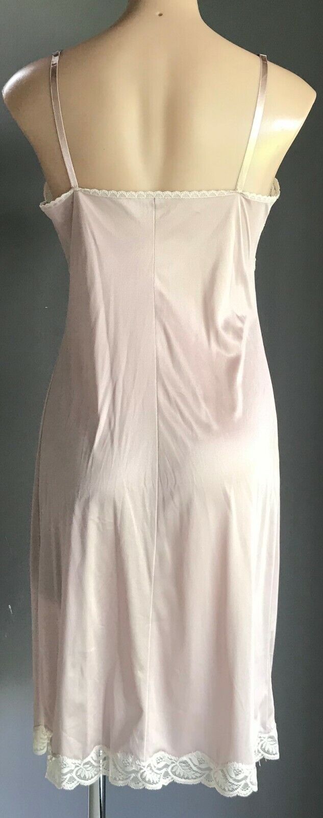 FORMFIT Rich Girl Vintage Petticoat Champagne Off White Lace Trim Full Slip 12