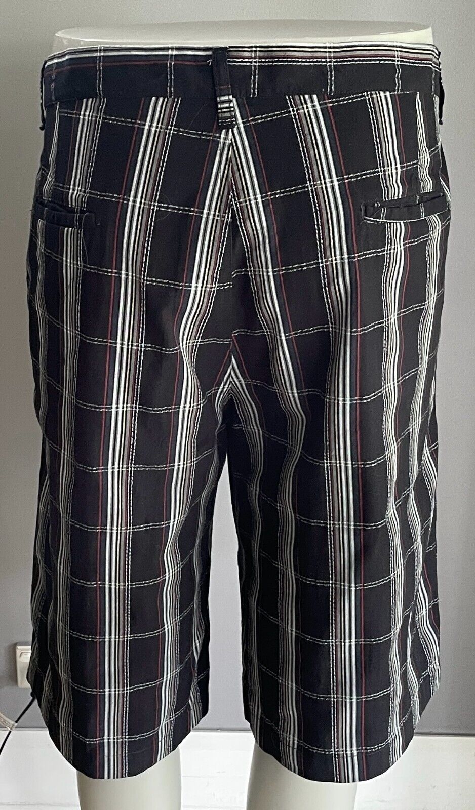 UNIT Bermuda Shorts Black Maroon Grey White Navy Yellow Check Sz 42 104cm Waist