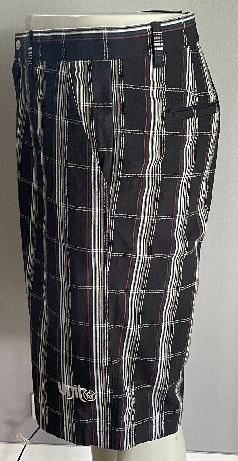 UNIT Bermuda Shorts Black Maroon Grey White Navy Yellow Check Sz 42 104cm Waist
