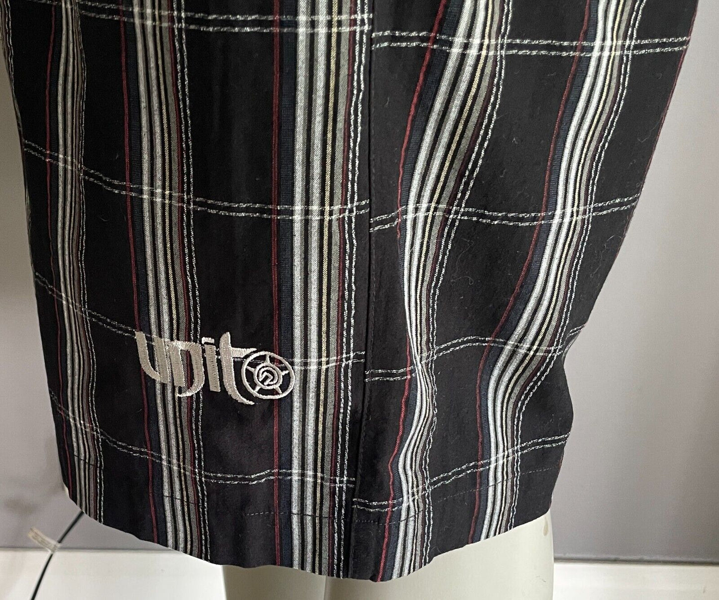 UNIT Bermuda Shorts Black Maroon Grey White Navy Yellow Check Sz 42 104cm Waist