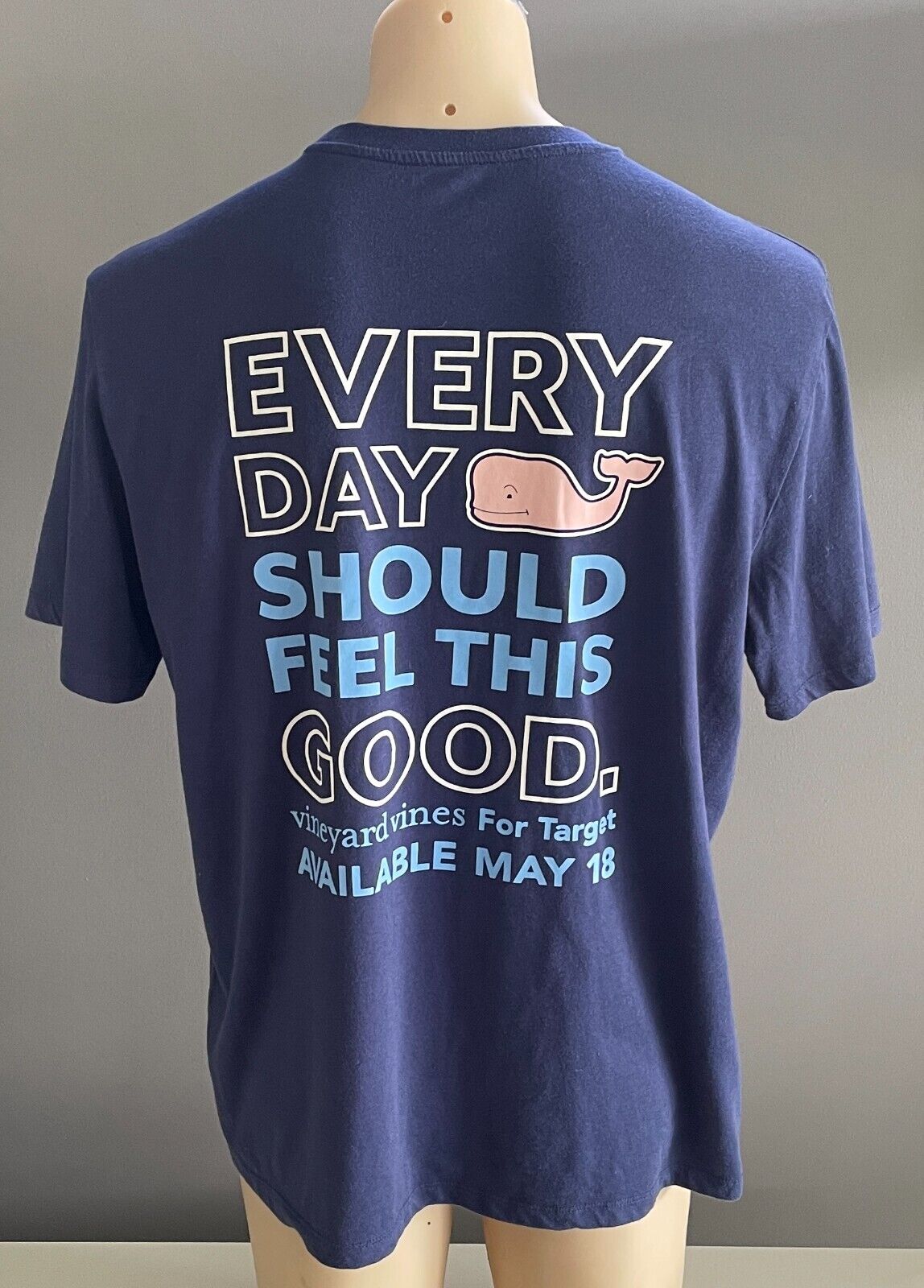 TARGET VINEYARD VINES Everyday Should Feel This Good Graphic T-Shirt Navy Size L