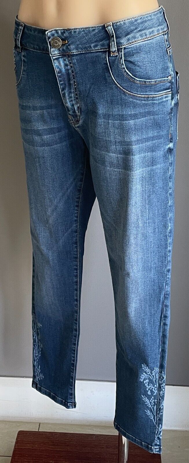 I SAY Lucca Blue Denim Jeans Skinny Leg 7/8 Length Size 14 Stretch Leg Print