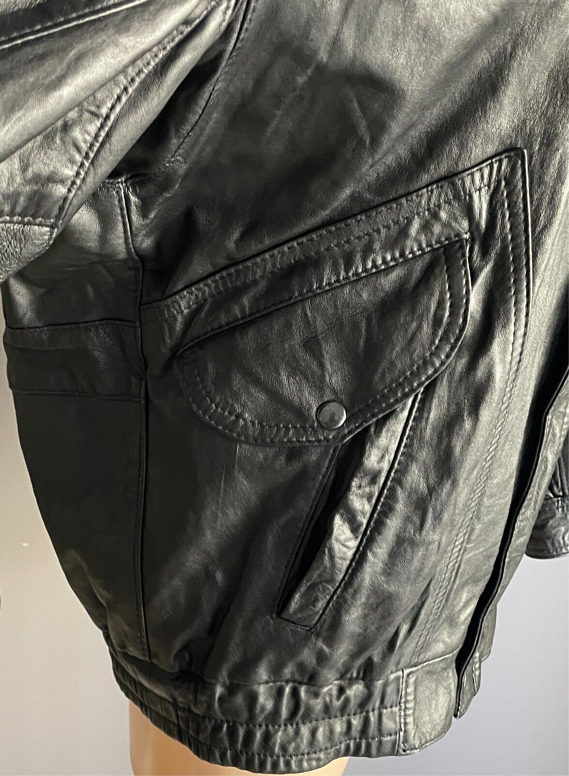 Vintage JONTELL LEATHER Black Leather Bomber Jacket Size M Lined Elastic Hem
