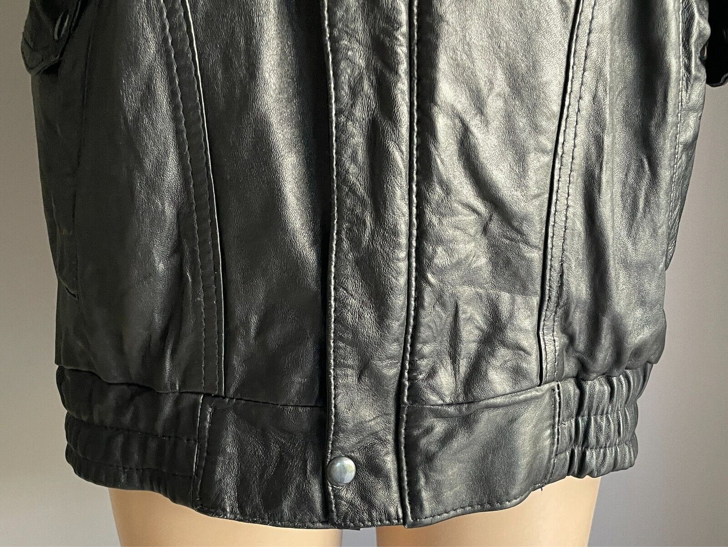 Vintage JONTELL LEATHER Black Leather Bomber Jacket Size M Lined Elastic Hem