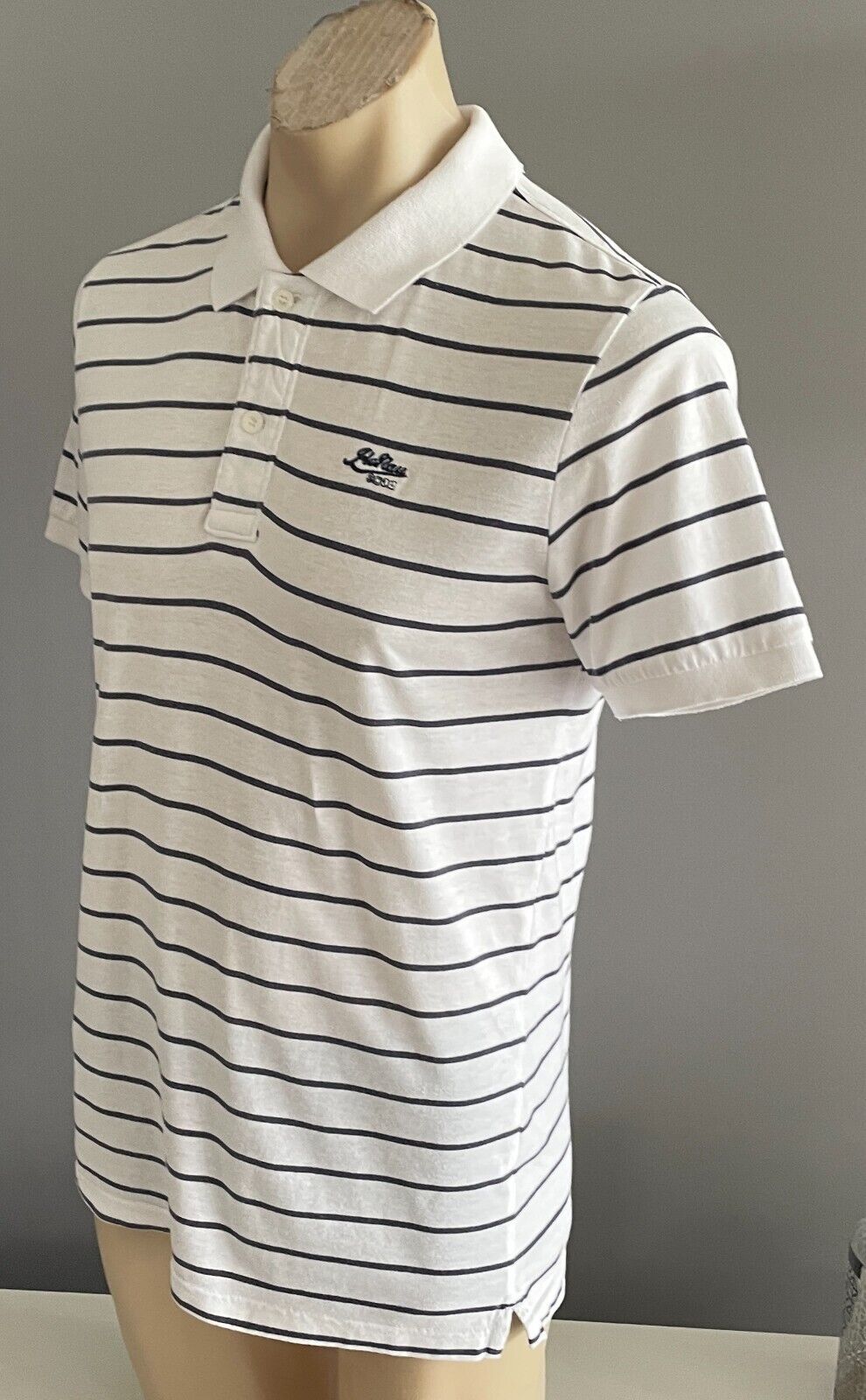 CONNOR Polo Shirt White Navy Stripe Short Sleeve Mens Size M Embroidered Logo