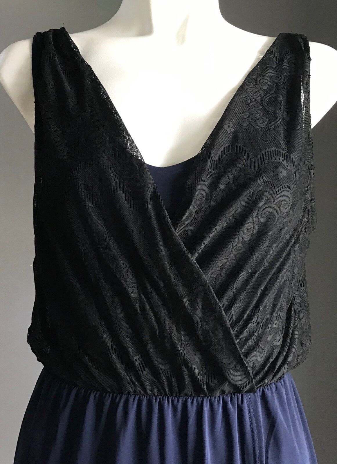PINS AND NEEDLES Dress Navy Blue w Drape Black Lace Overlay Sleeveless Size S 8