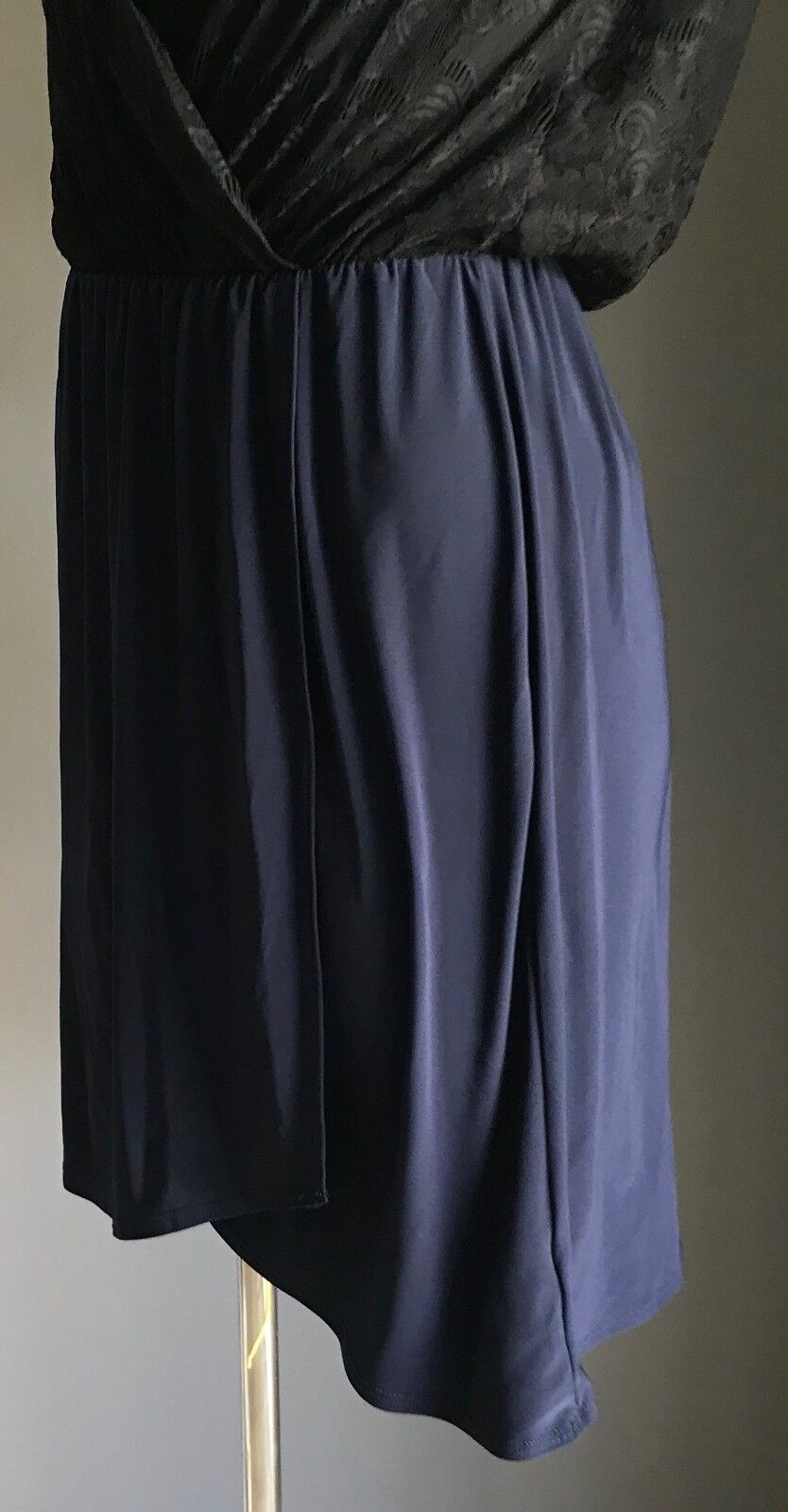 PINS AND NEEDLES Dress Navy Blue w Drape Black Lace Overlay Sleeveless Size S 8