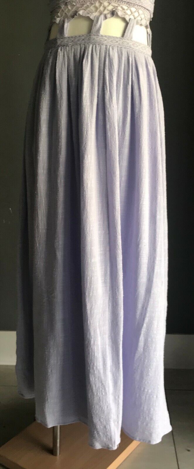 Maxi Dress ELL DESIGNS Mauve Lilac Halter Neck Lace Trim Cut Out Waist Sz 8 NEW