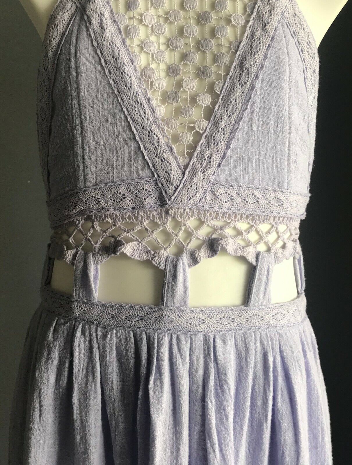 Maxi Dress ELL DESIGNS Mauve Lilac Halter Neck Lace Trim Cut Out Waist Sz 8 NEW