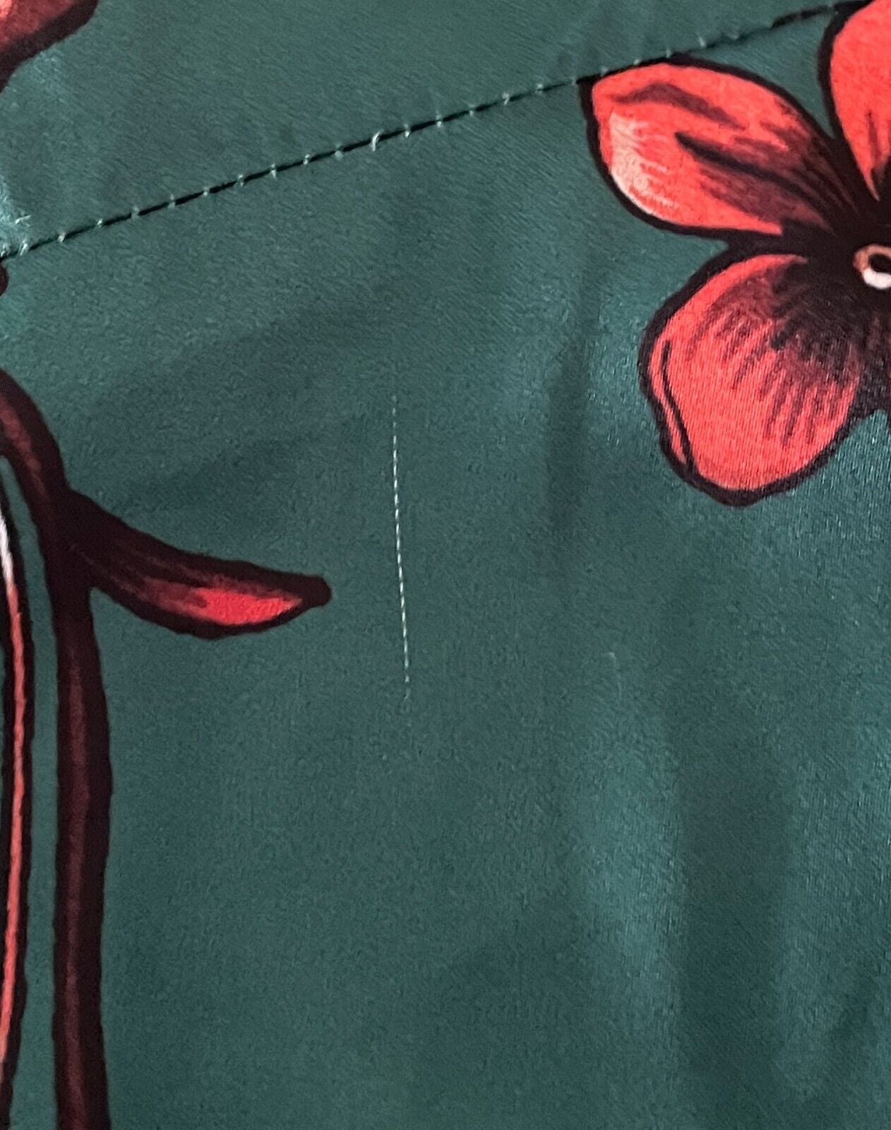 Pretty Little Things Emerald Green Floral Buttons Ruched Drape Shirt Dress Sz 8