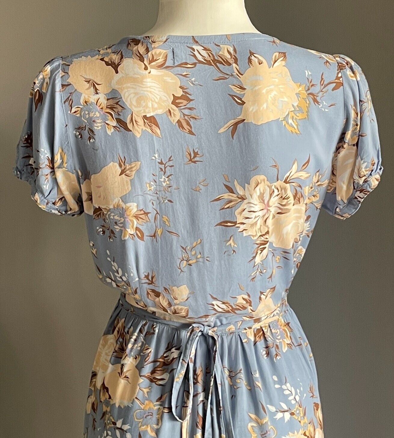 AUGUSTE THE LABEL Cornflower Blue Floral Print Wrap Frill Trim Mini Dress Sz 6 8